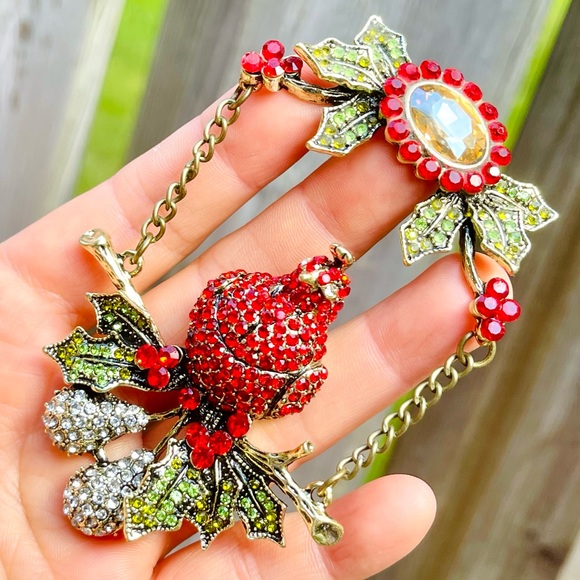 Large Christmas Swing Red Cardinal Brooch Rhinestone Cardinal Pin Christmas Pin - Picture 5 of 8